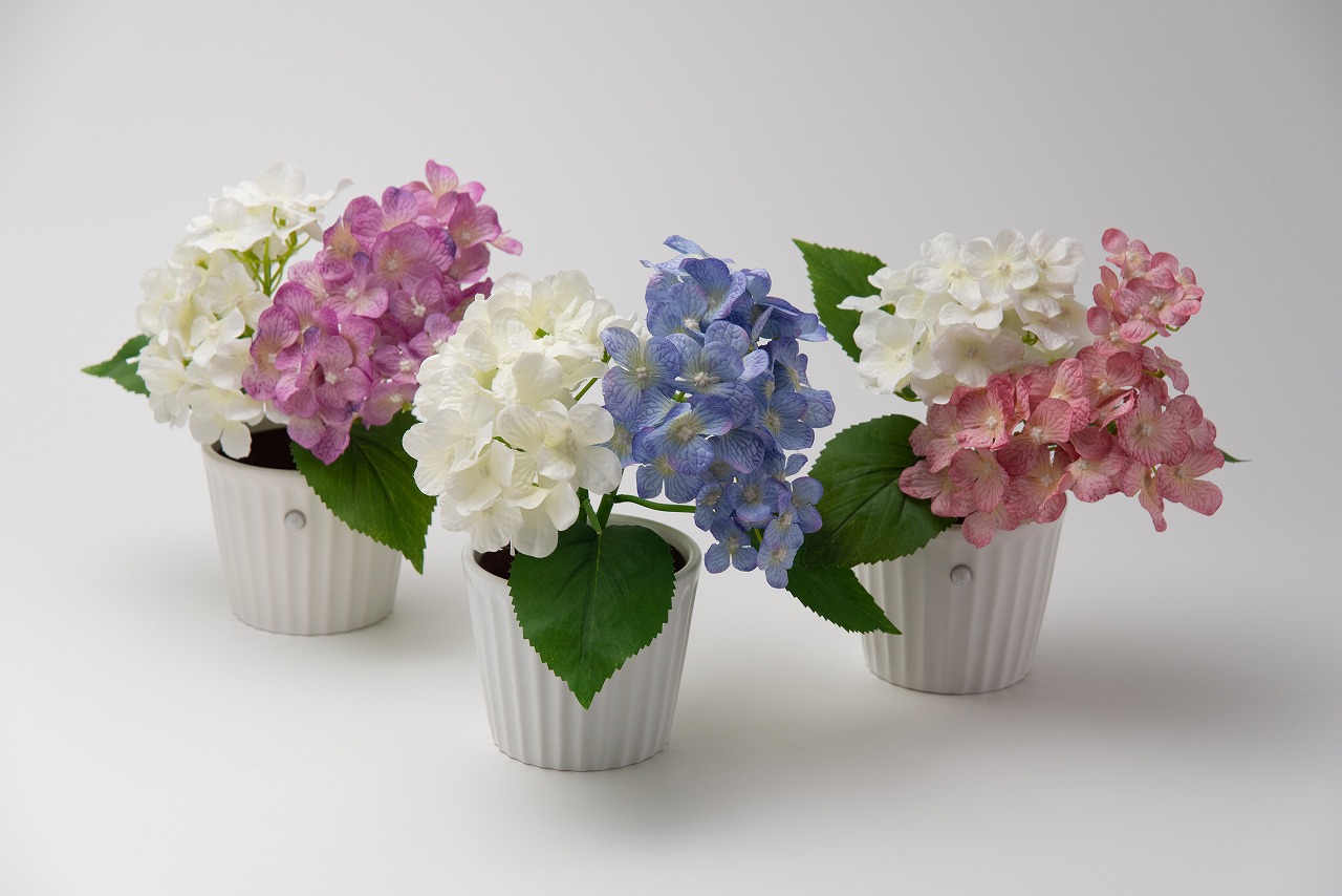 人感センサー機能付き　LEDライトフラワ－　紫陽花アレンジ